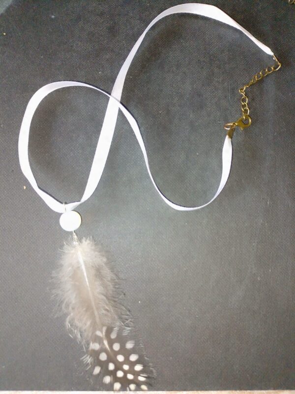 pendentif plume celeste opale